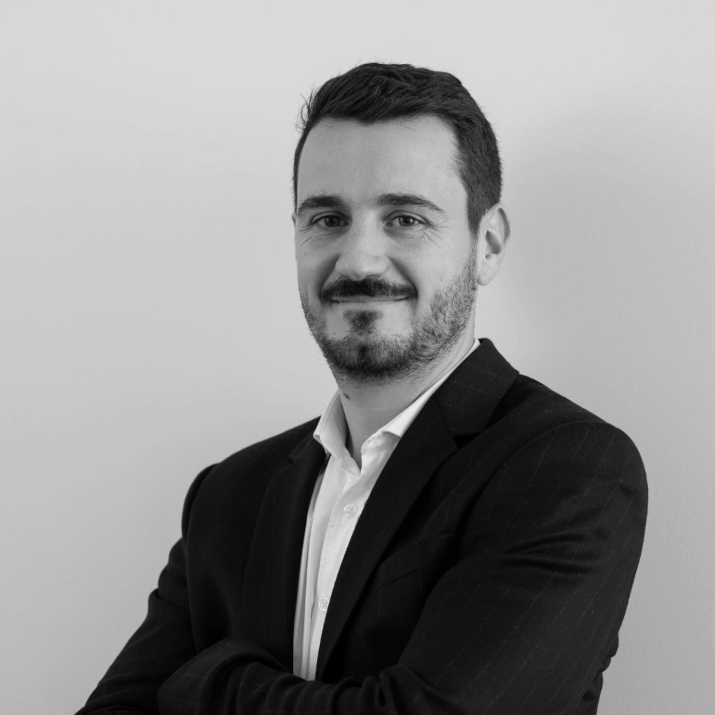 Photo de Antonin NEGRO, dirigeant d'Éclat Gestion Privée.